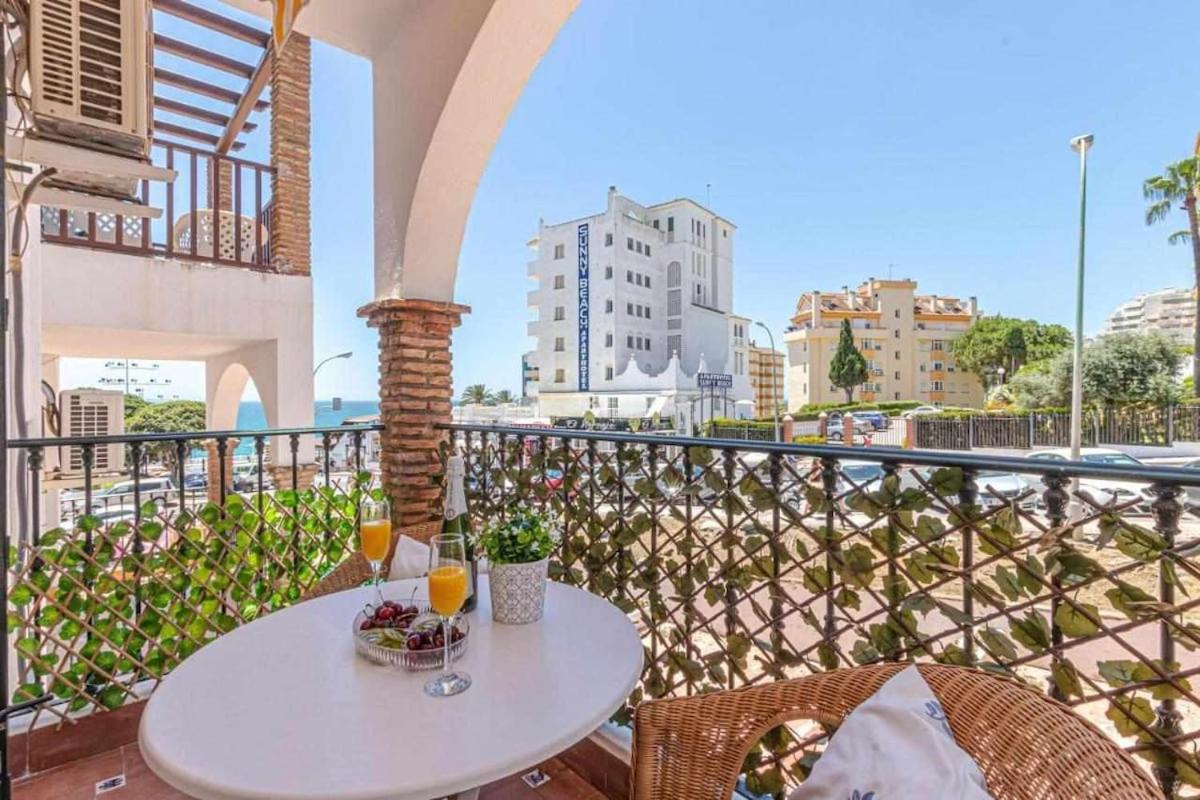 797 Holiday Rentals - Apartamento En Pueblo Quinta A 1 Min De La Playa Benalmádena Eksteriør billede