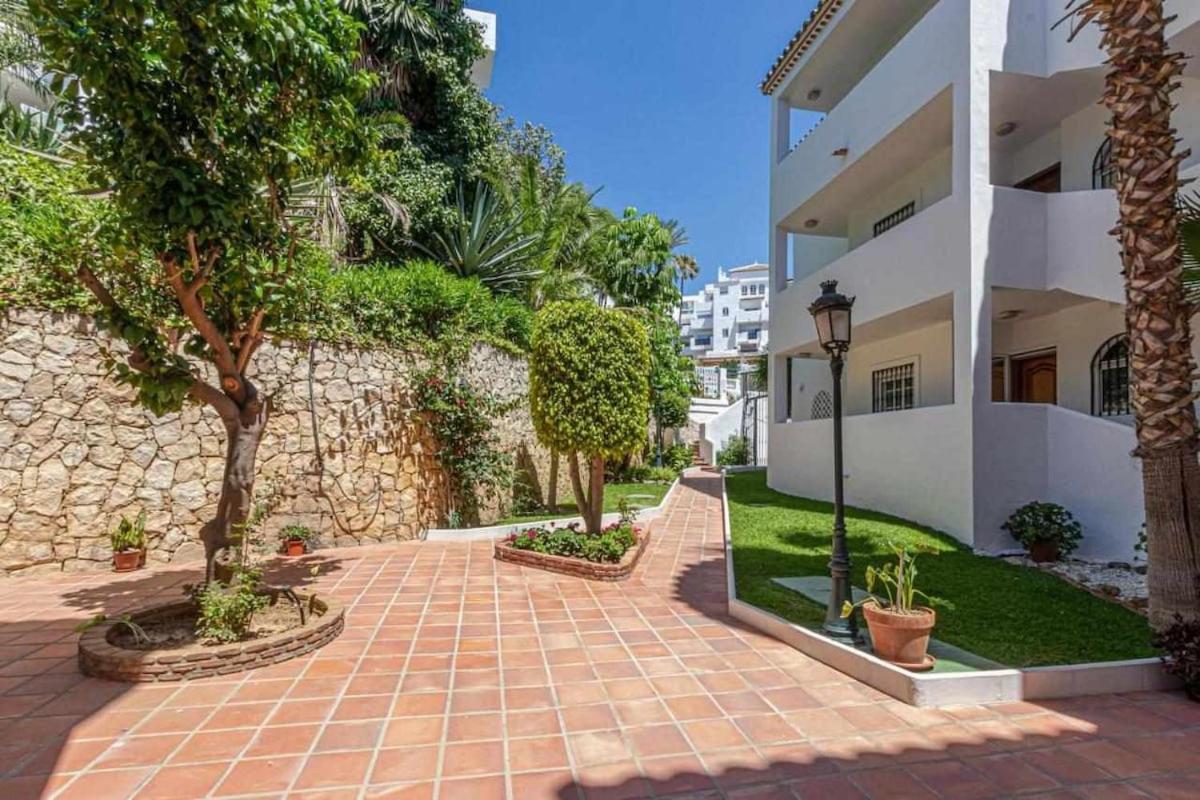 797 Holiday Rentals - Apartamento En Pueblo Quinta A 1 Min De La Playa Benalmádena Eksteriør billede